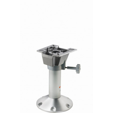 Pedestal with swivel